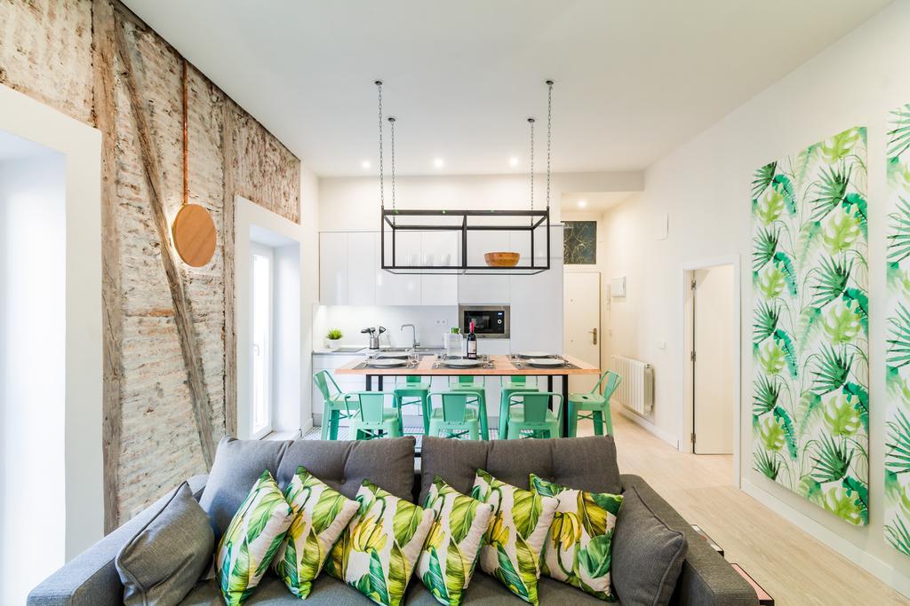Latina I Apartment มาดริด ภายนอก รูปภาพ