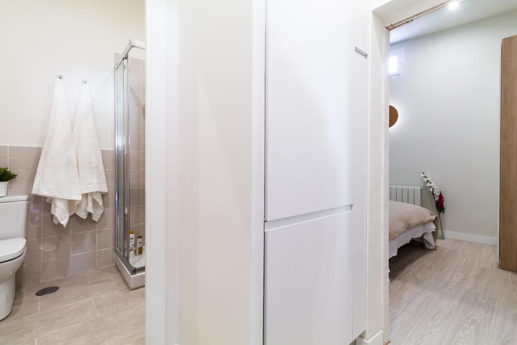Latina I Apartment มาดริด ภายนอก รูปภาพ